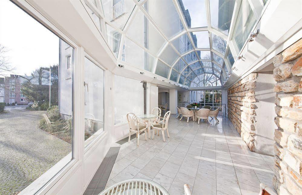 Novum Hotel Silence Garden Köln Brück Exterior foto